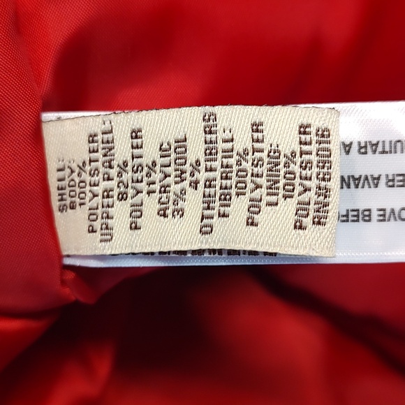 Women's red puffer vest by 'Ruff Hewn'. Size PXL - Picture 9 of 10